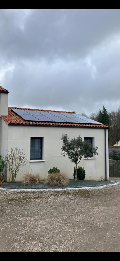 Fripacc entreprise spécialiste panneaux photovoltaïques dans le var à Fréjus Saint raphaël Saint Tropez - Faites des économies d'énergie